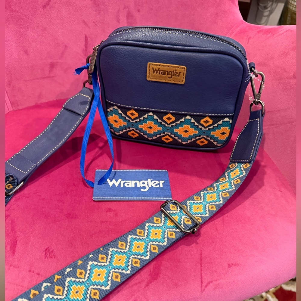 Wrangler Navy Crossbody Bag with Geometric Woven Strap